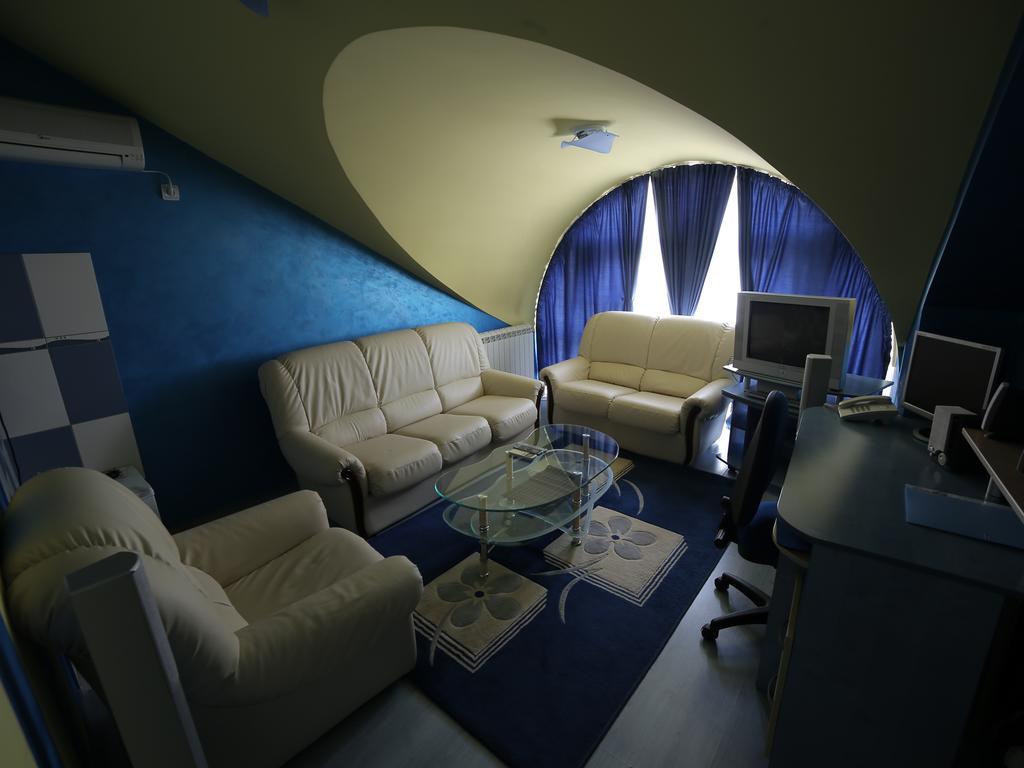 Hotel Zeneva Крагуевац Номер фото