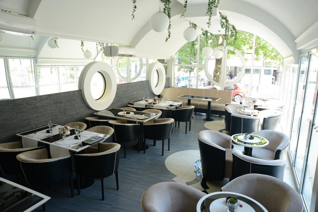 Hotel Zeneva Крагуевац Экстерьер фото