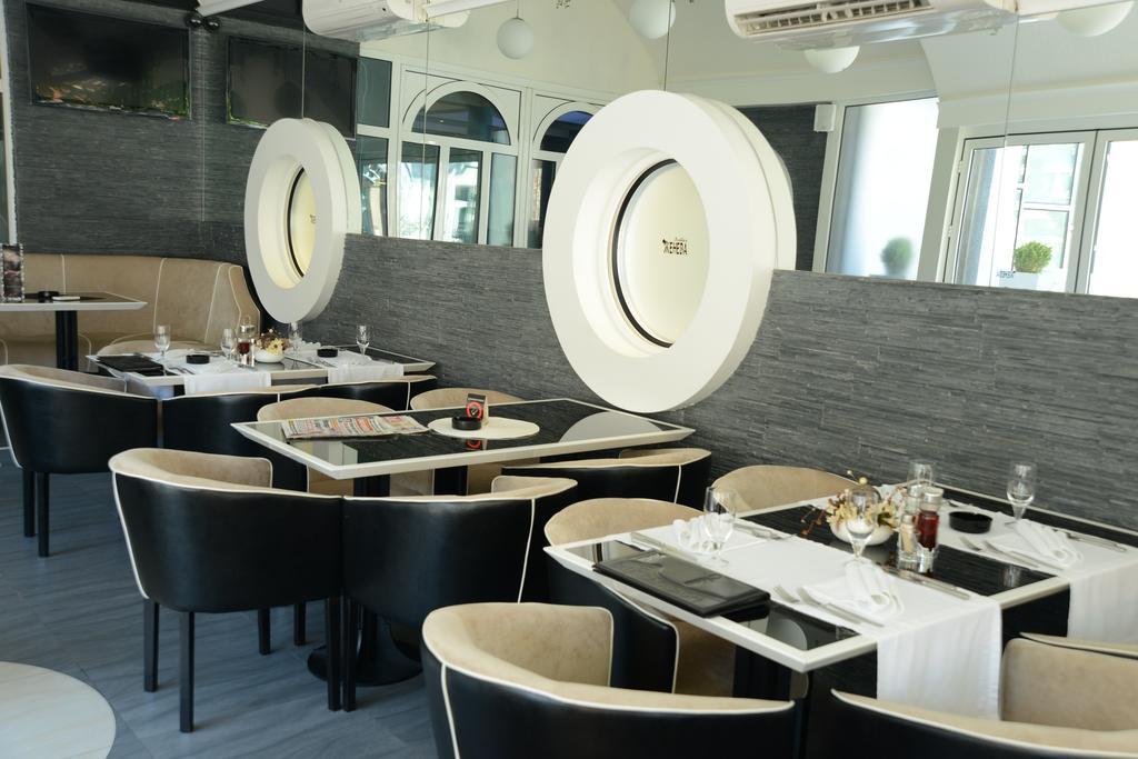 Hotel Zeneva Крагуевац Экстерьер фото